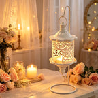 Portavelas Farol Vintage Calado para Velas de Té colgado como decoración de temporada