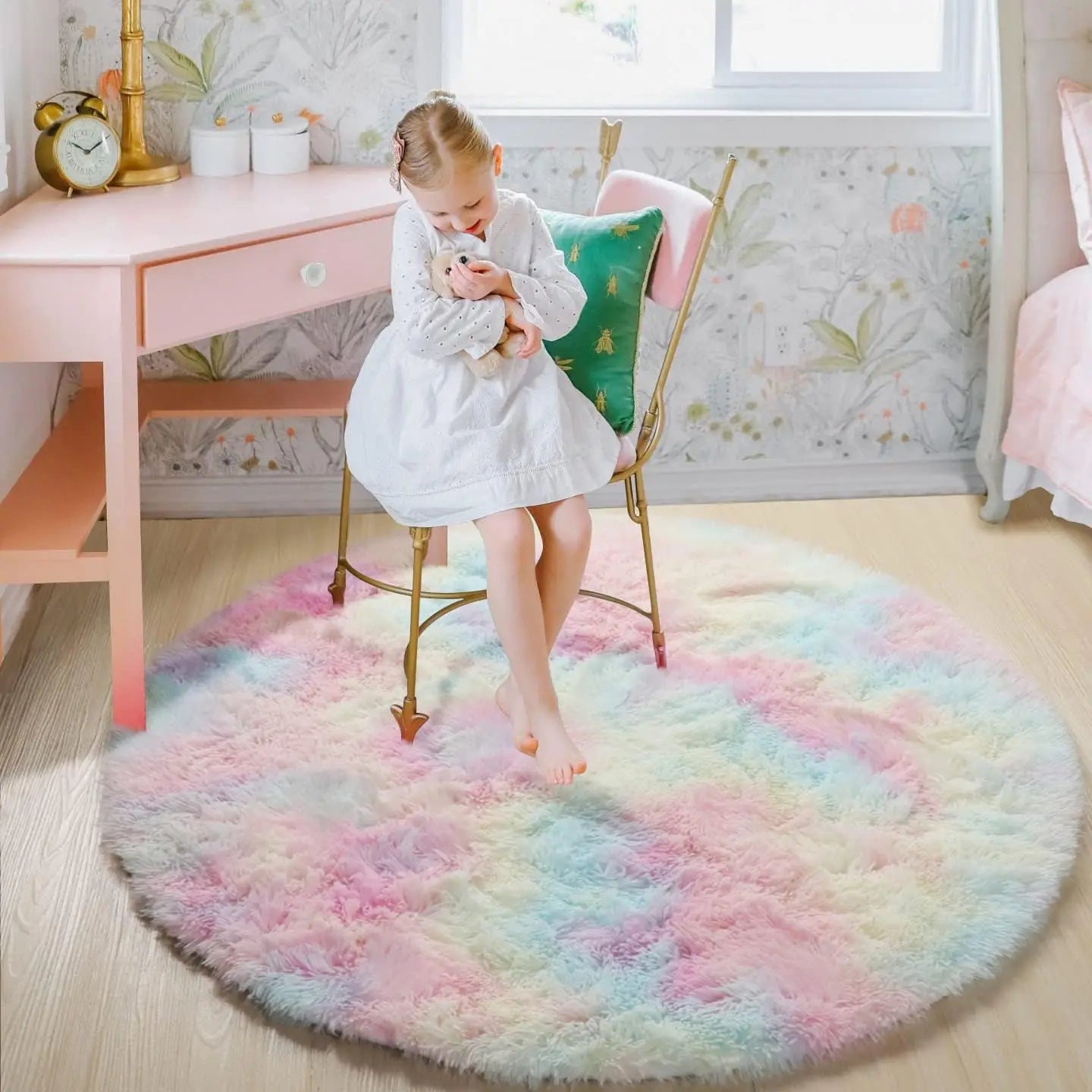 Fluffy Round Rug - Soft Plush Carpet for Kids Room - 4USelects