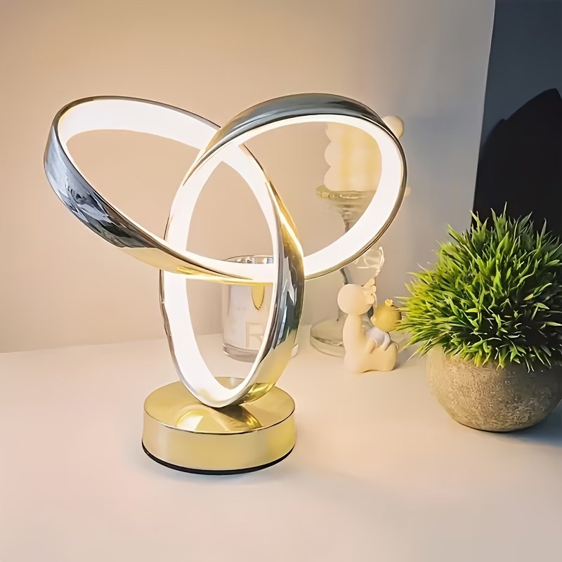 Lámpara de Escritorio LED Aluminio Cuidado Ocular vista frontal con la luz cálida encendida